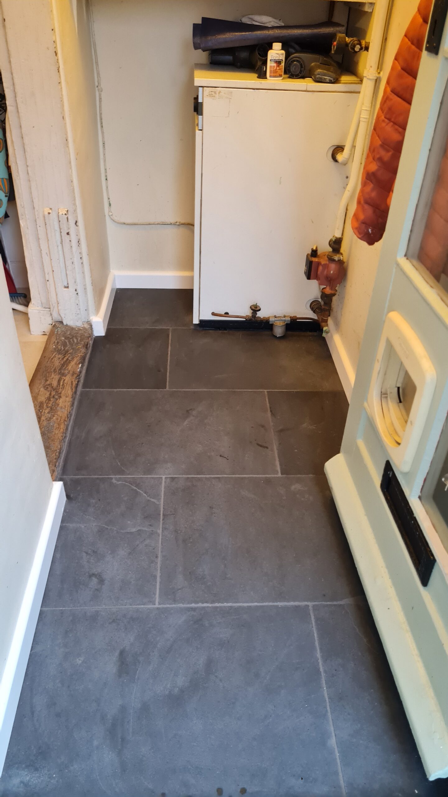 Slate tiles & skirting